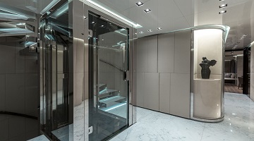 Lift and foyer